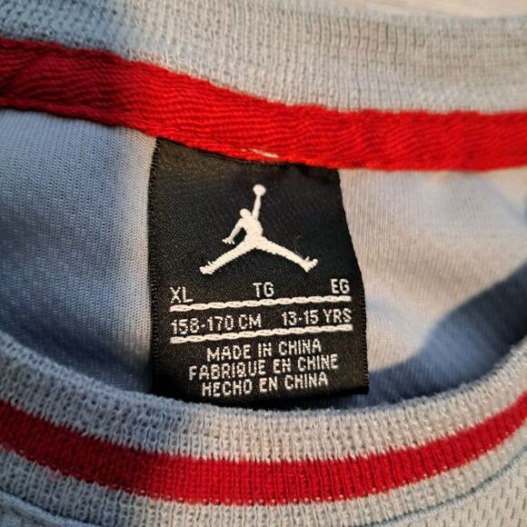 Nike Air Jordan # 23 Basketball Boys Jersey Youth Size XL 13-15 Years Grey - Picture 3 of 13